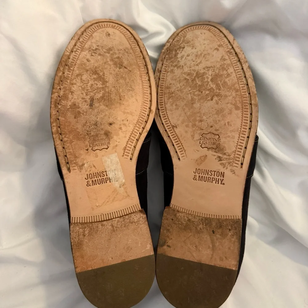 Johnston & Murphy accents tassel