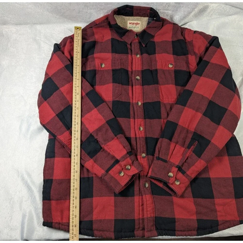 Wrangler Authentics Men’s L Red Black Buffalo Plaid Sherpa Lined Shirt Jacket