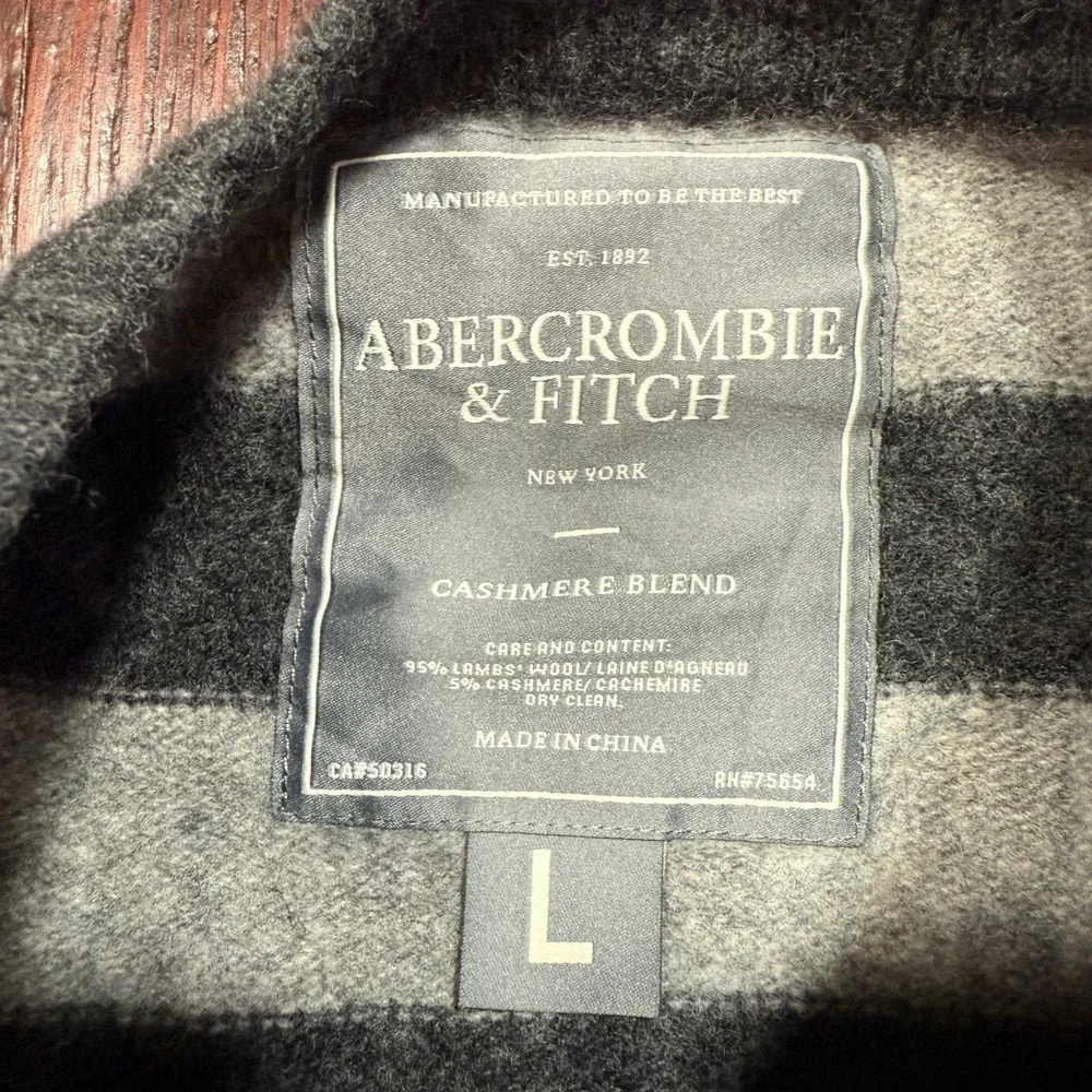 Abercrombie Fitch Sweater‎ Mens Large Gray Striped Lambs Wool Cashmere Logo