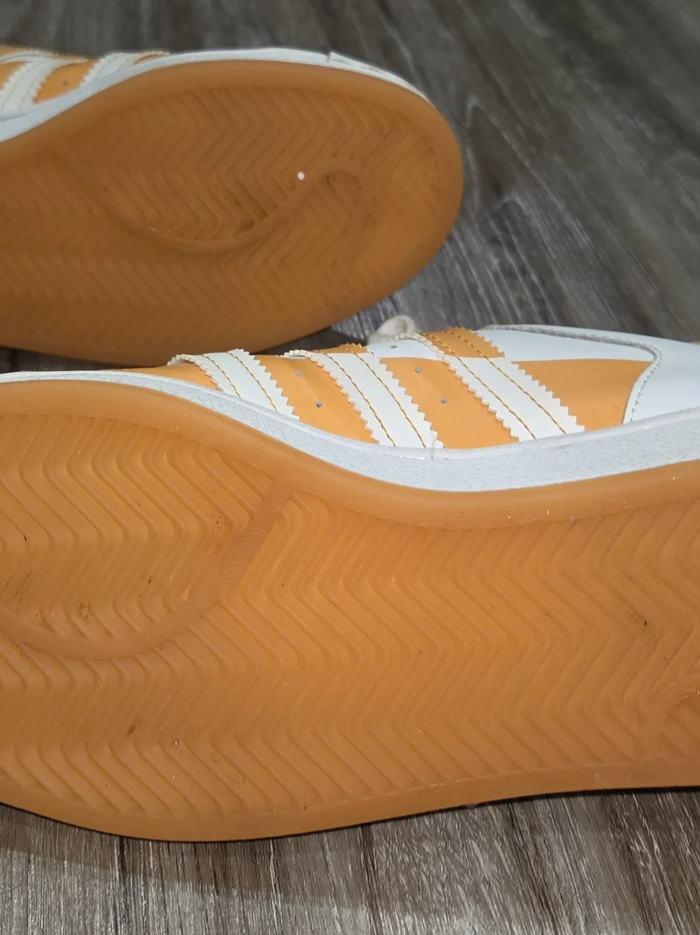 adidas classic low