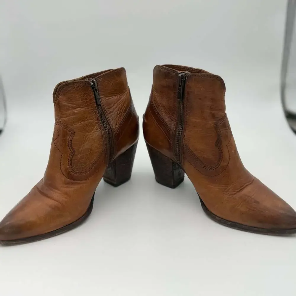 Frye renee seam