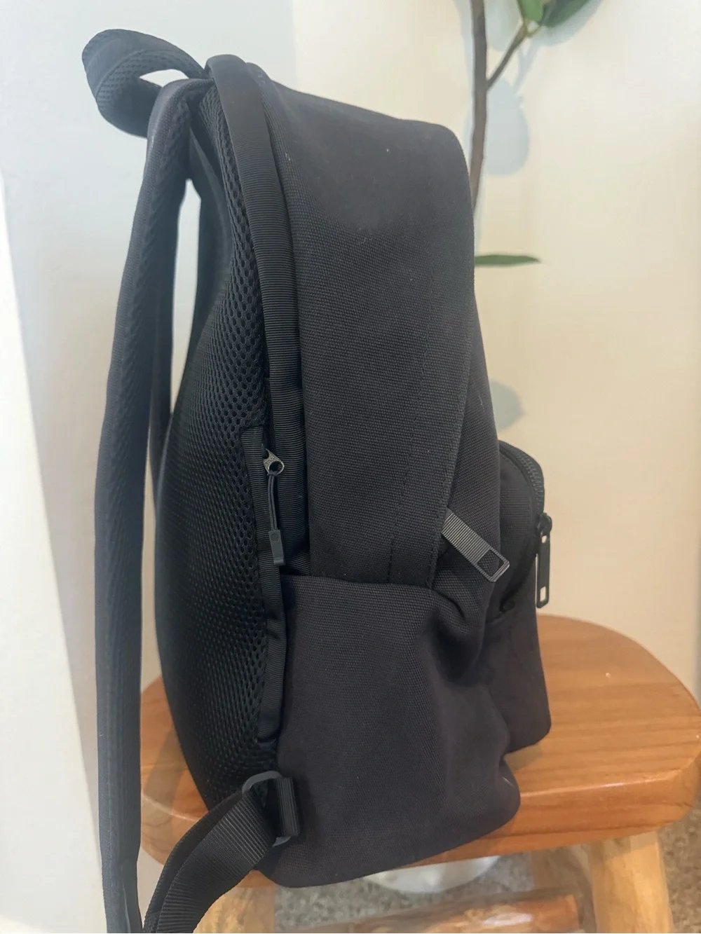 lululemon athletica Black Minimalist Everyday Backpack