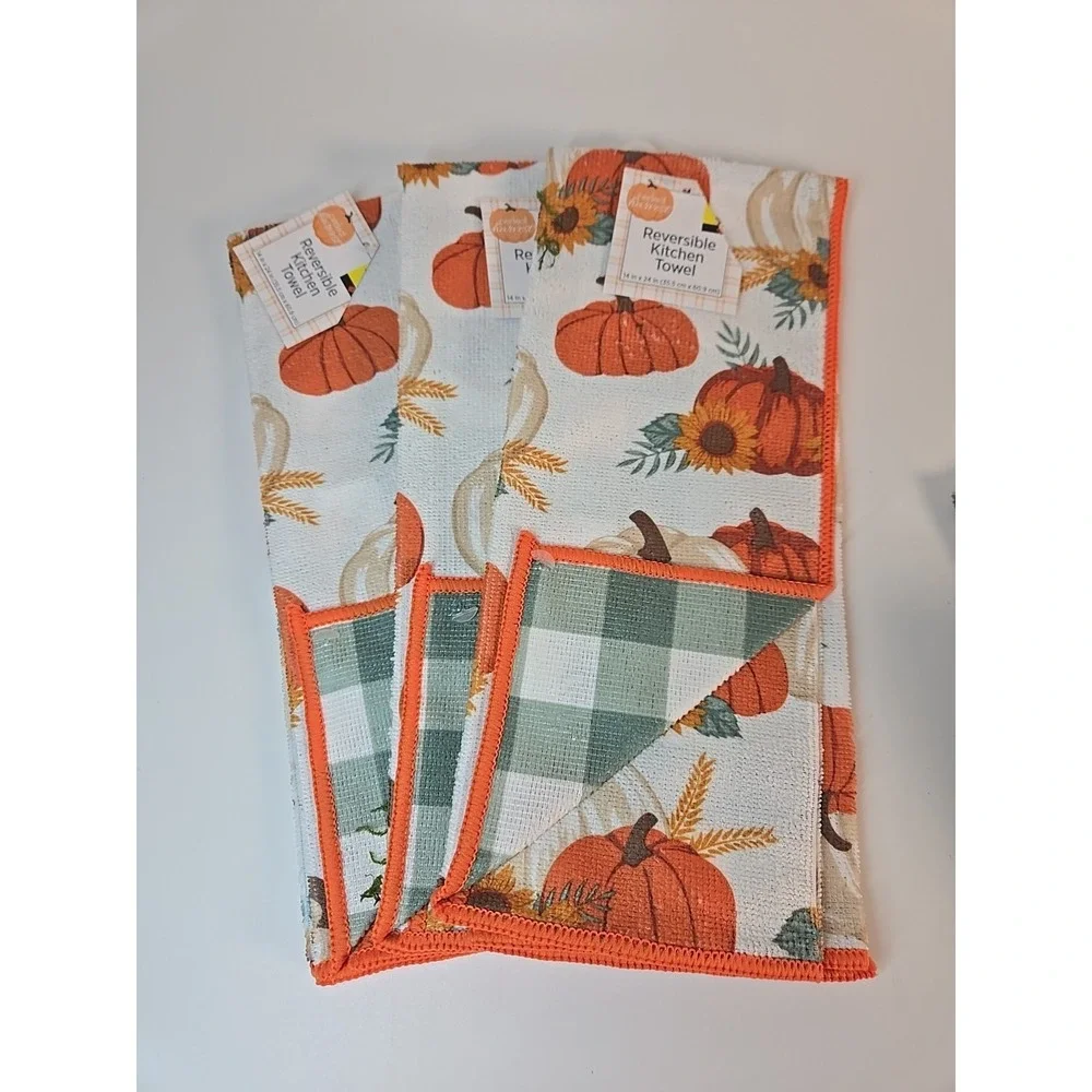 Reversible Kitchen Towel - Pumpkins/Green Plaid Acorns Fall Leaves Set Of 6