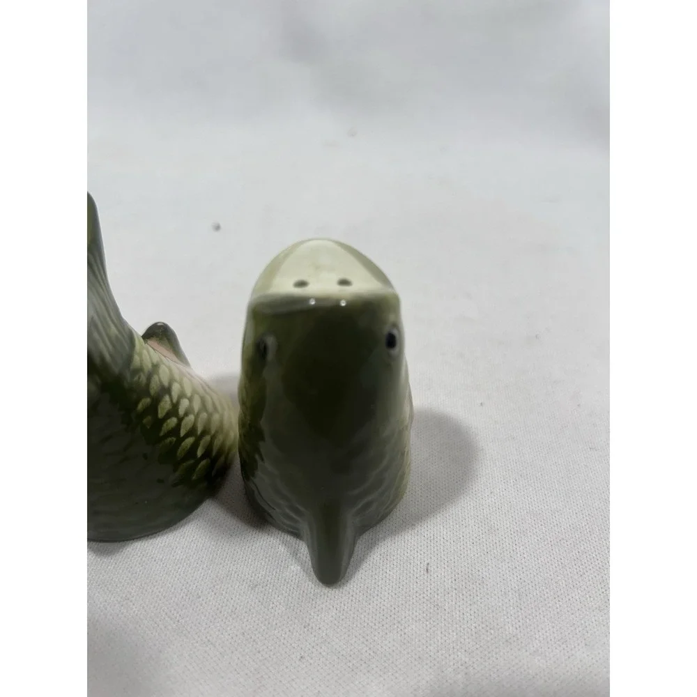 The Unbranded Brand large mouth