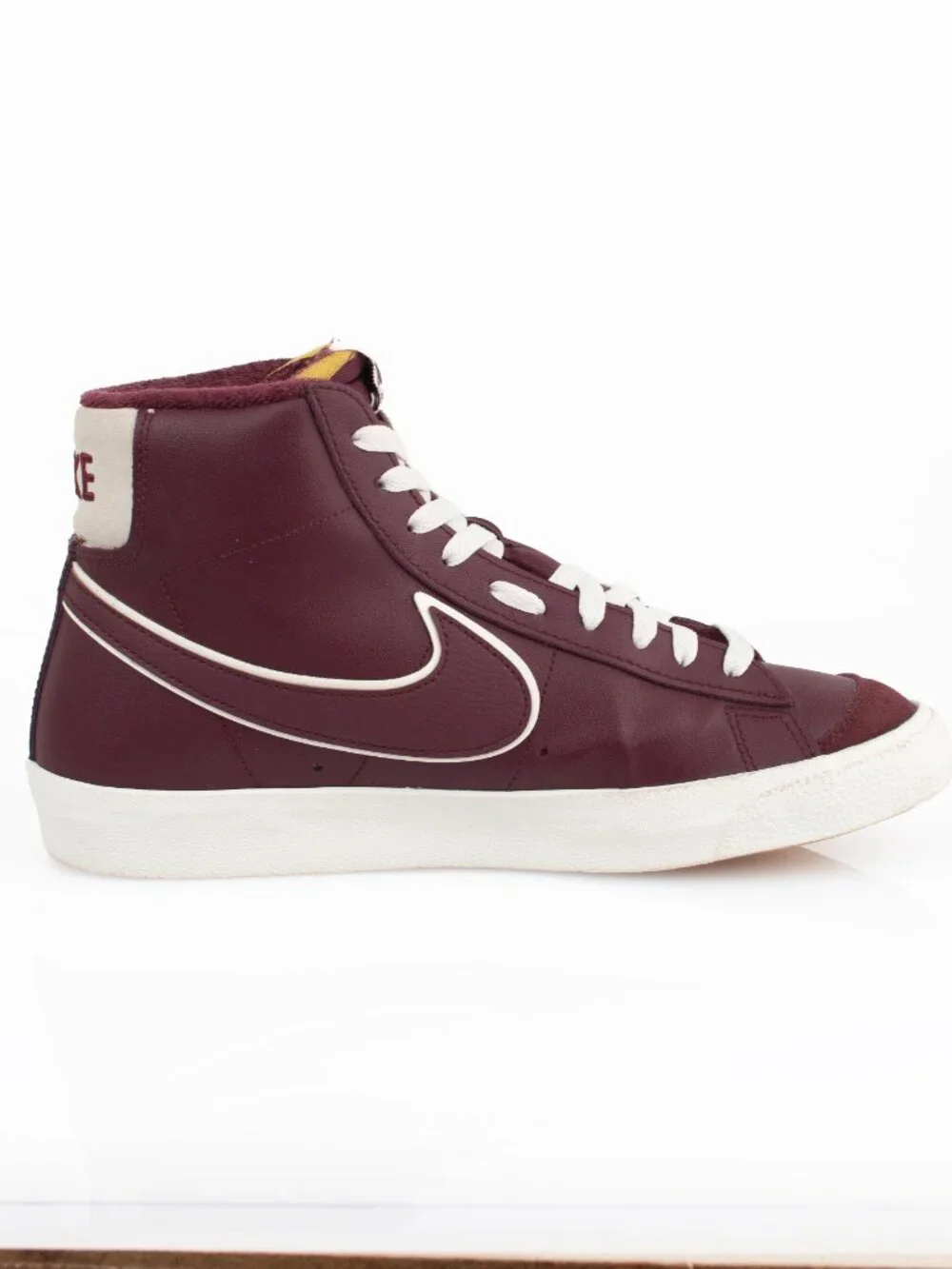 Nike blazer mid
