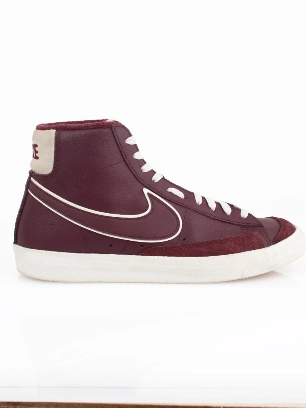 Nike blazer mid