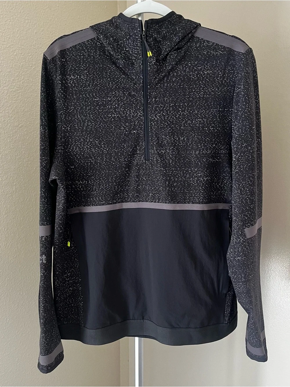 Robert Geller lululemon robert