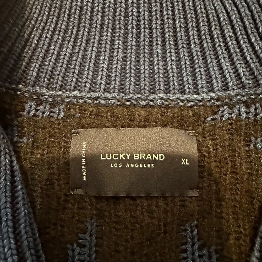 Lucky Brand Blue Black Aztec Cardigan Long Sleeve Front Buttons XL front buttons