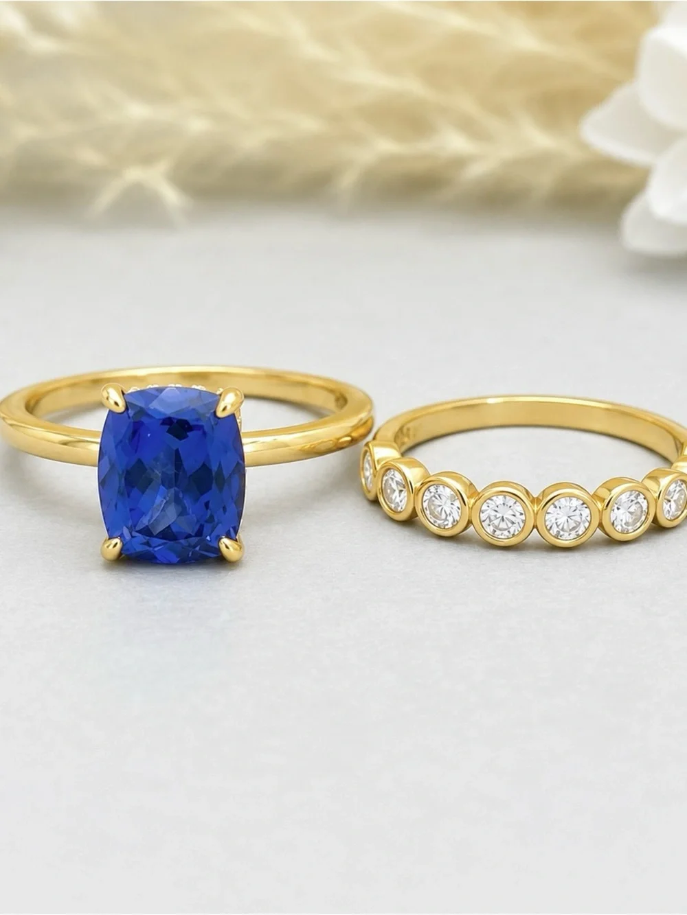 N/A elegant gold