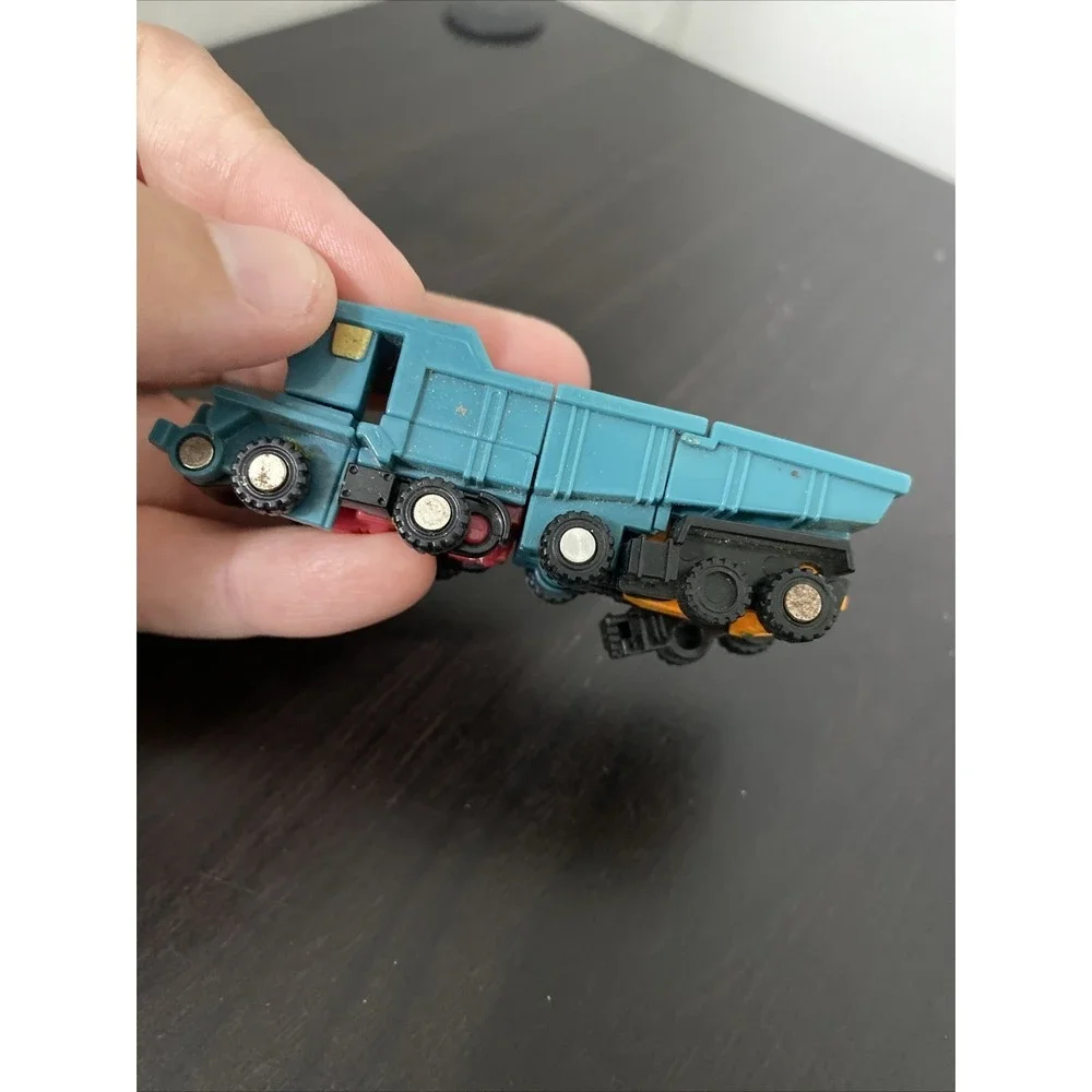 hasbro takara please see