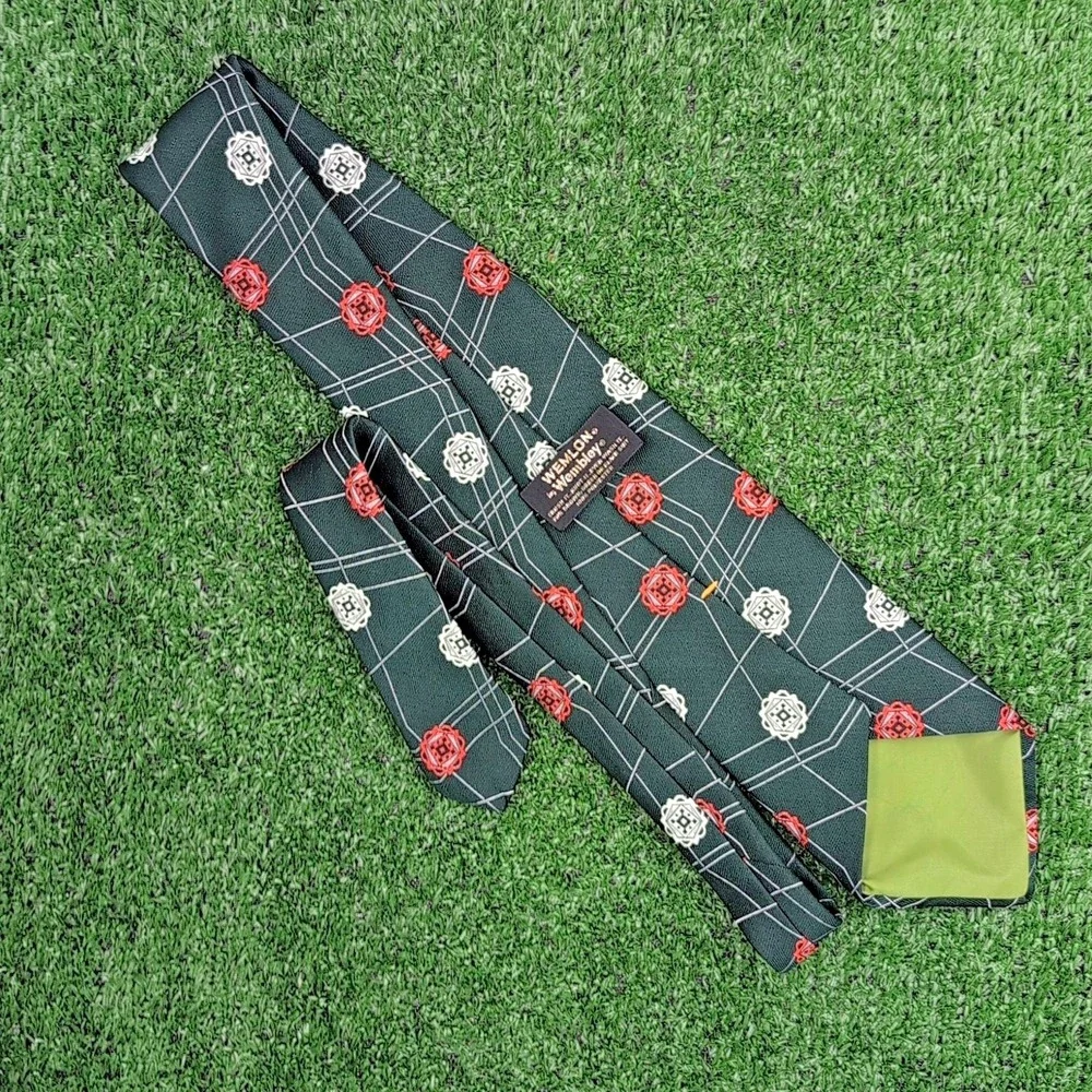 VTG Wemlon by Wembley Men's Dress Necktie Tie Green White Orange  100% Polyester