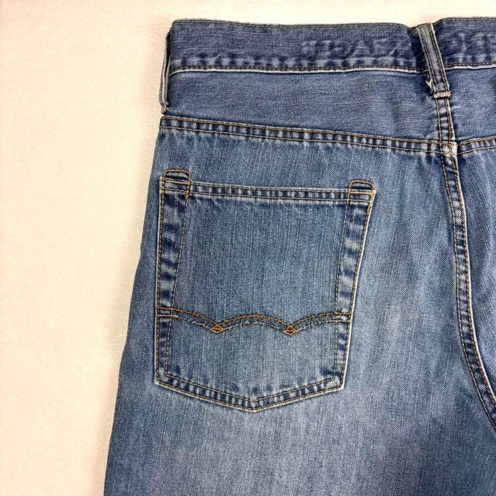 American Eagle Men’s Med Wash Lowrise‎ Faded Whiskered Denim Jean Size 32X34