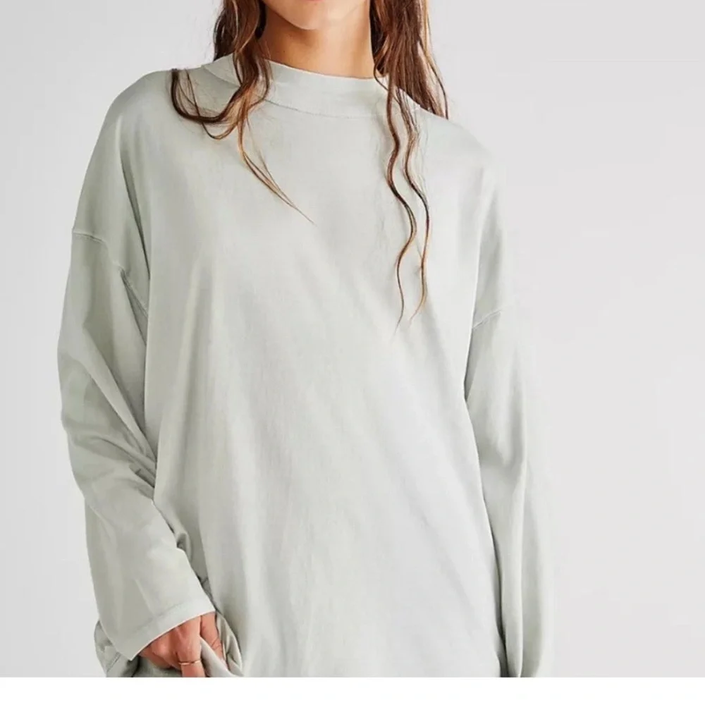 We the Free Tee Long Sleeve Slob Cotton Light Gray Oversize Sz M Boho Minimalist