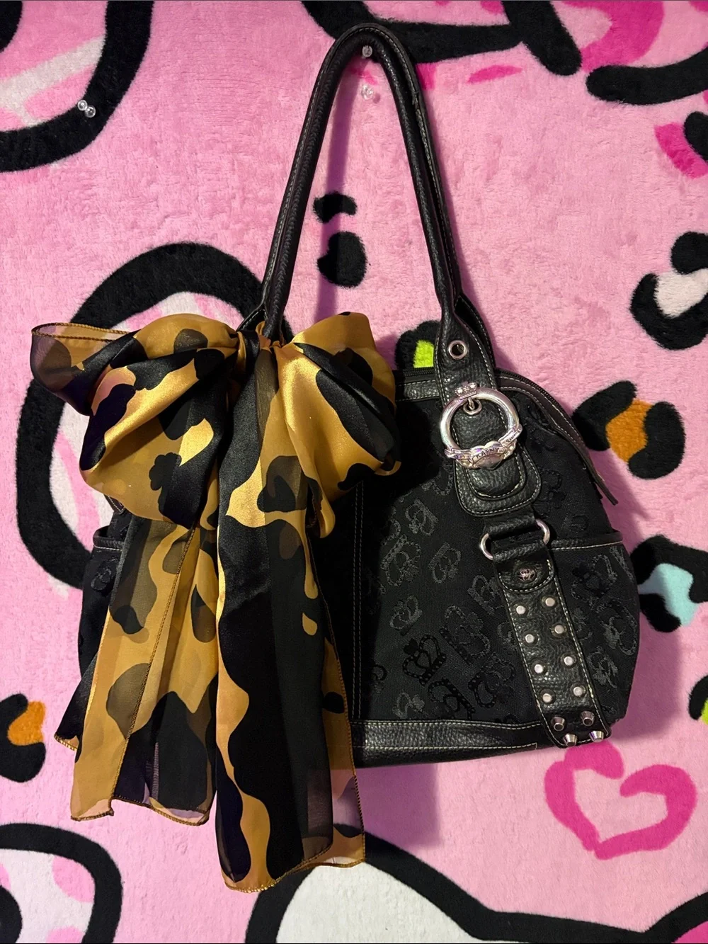 Kathy Van Zeeland Black Shoulder Bag with Gold-Black Scarf