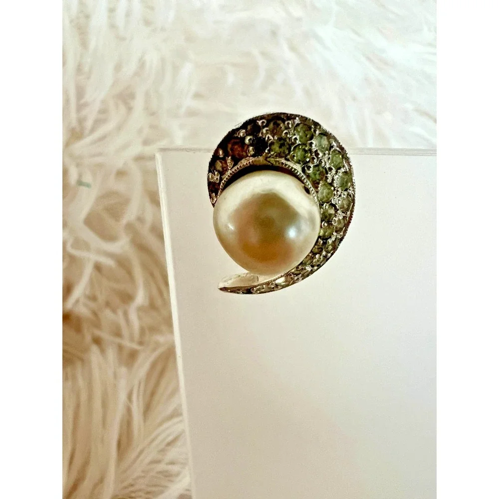 Vintage Jomaz Pearl Rhinestone Crescent Clip Earrings 1940s‎ 1950s Signed Halo