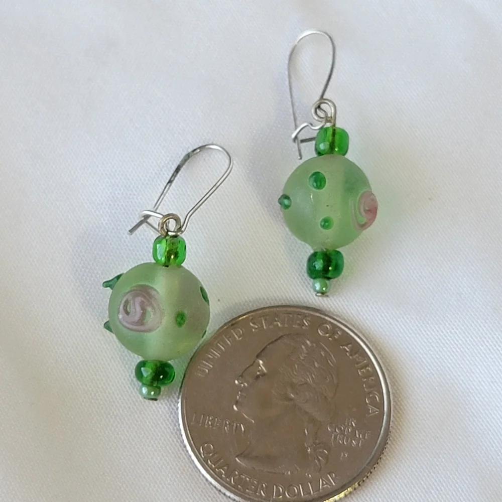 N/A drop earrings