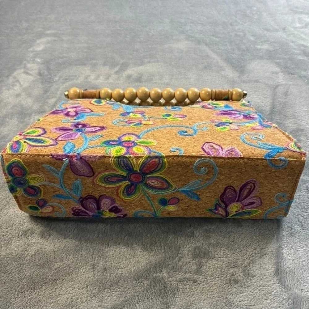 Unbranded embroidered floral