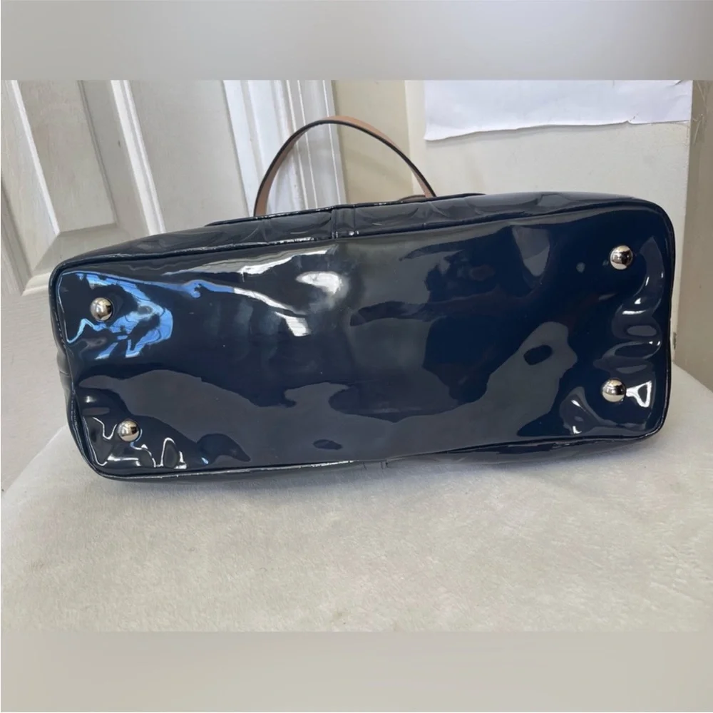 Coach this bag