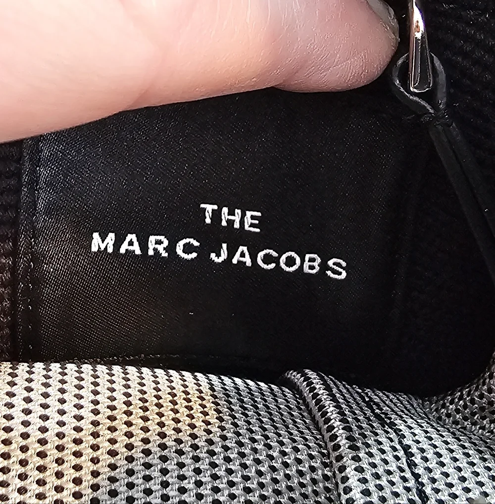 Marc Jacobs sporty cool