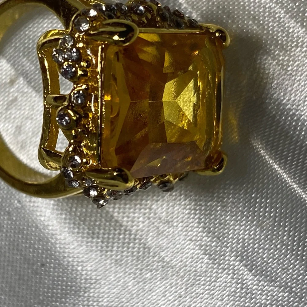 Gold Style Ring with Yellow Gemstone and Silver Accents, costume jewelry