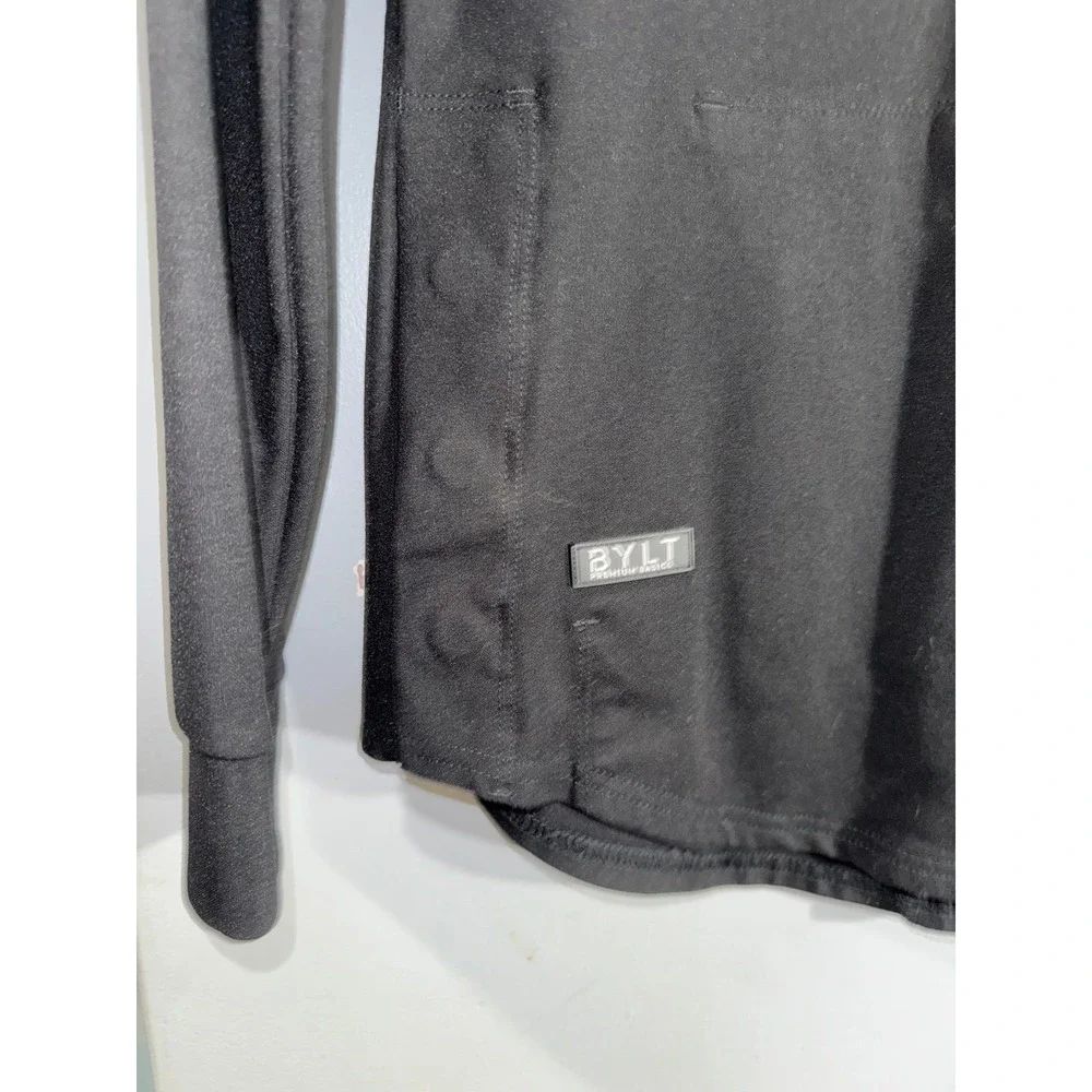 BYLT black athletic jacket magnetic close‎ side slits 1/4 zip front pocket XS