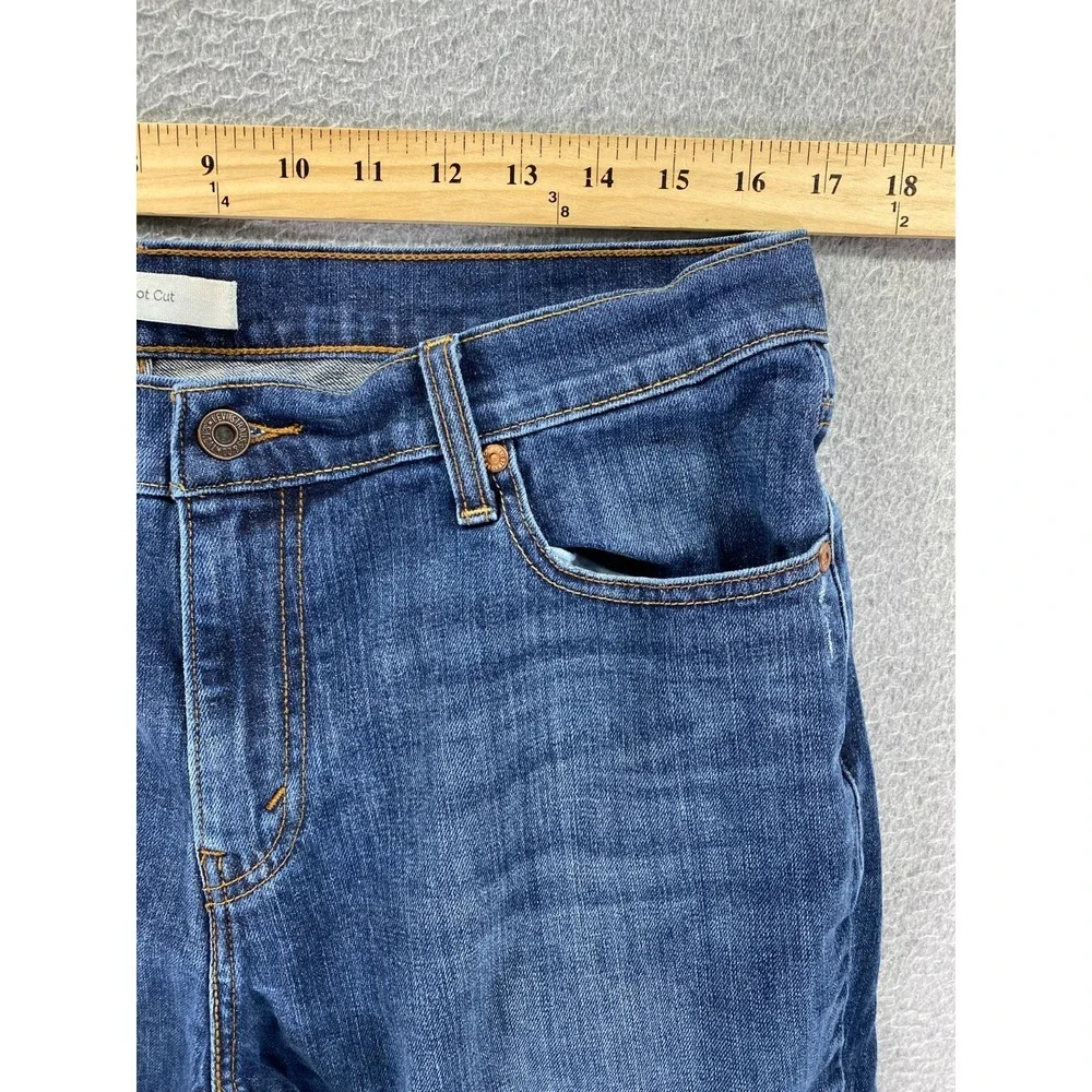 Levis please be
