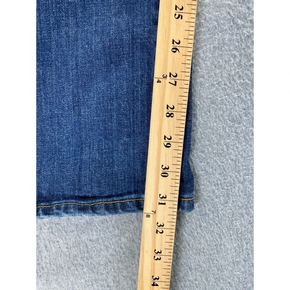 Levis please be