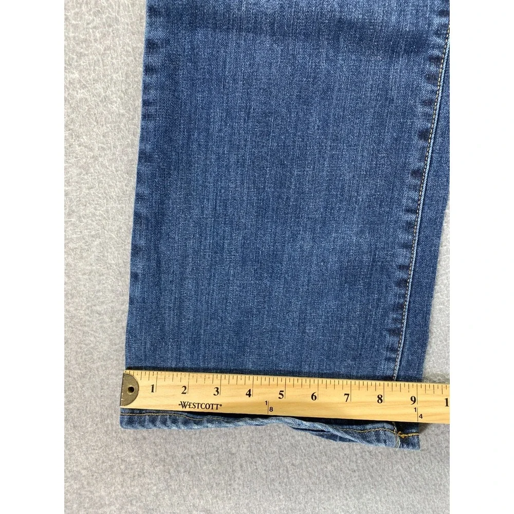 Levis please be