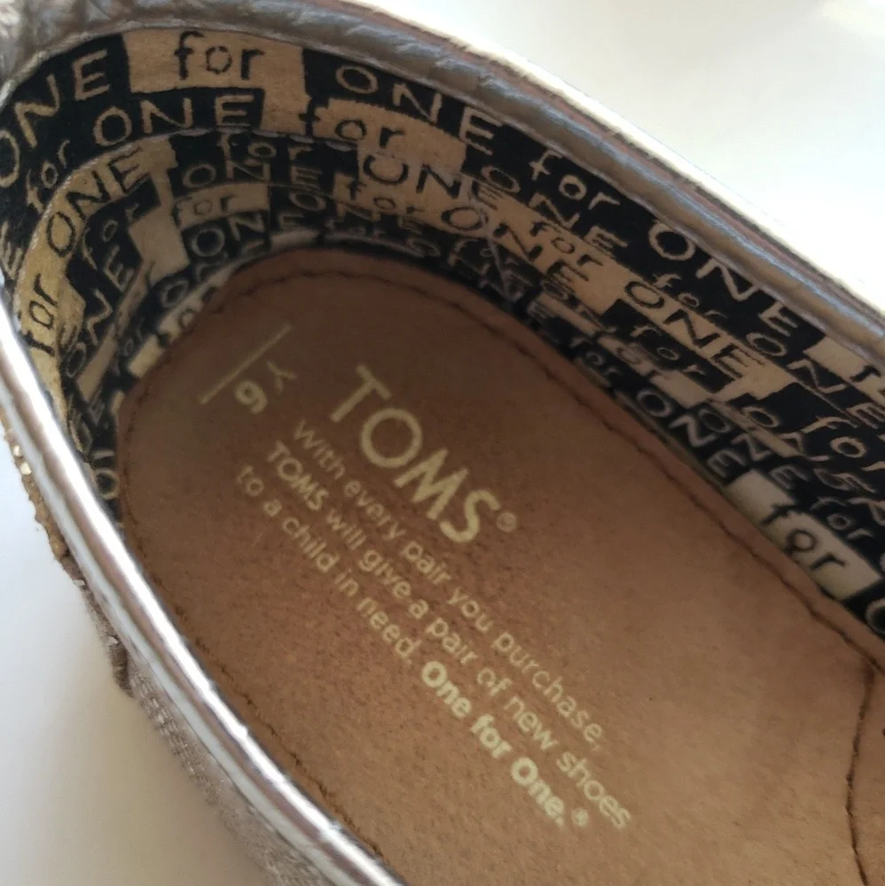 Toms silver sparkle