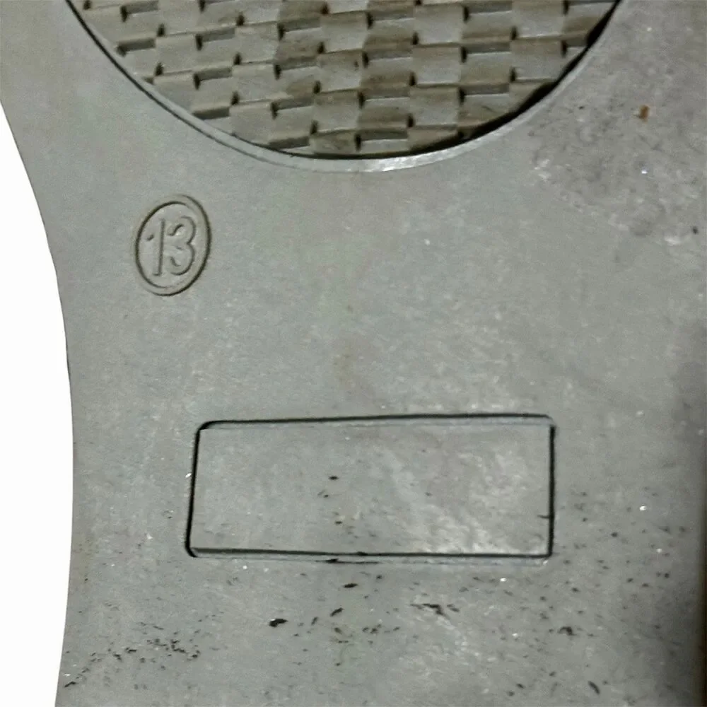 Uubaris silver faux