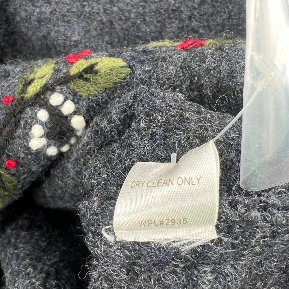 The Acadia Shops size color