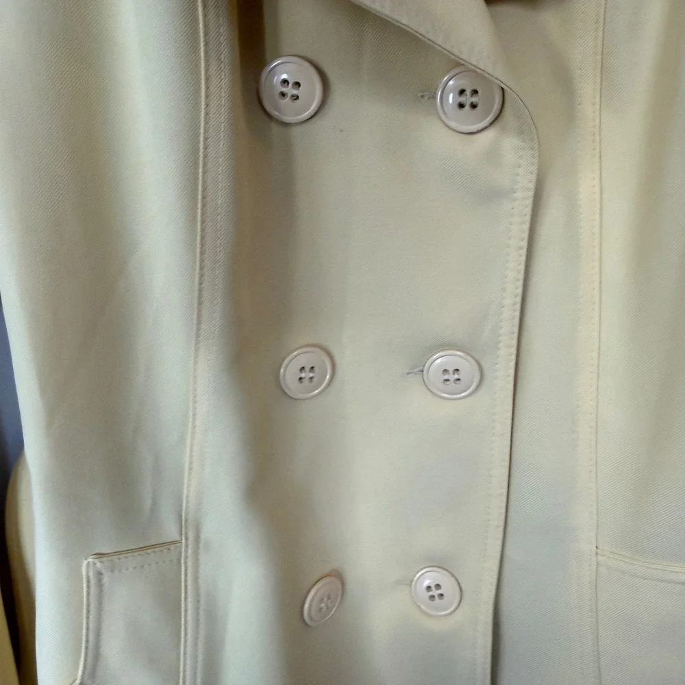 Vintage pale yellow