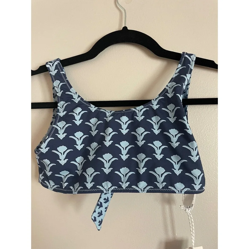 Vineyard Vines active fit