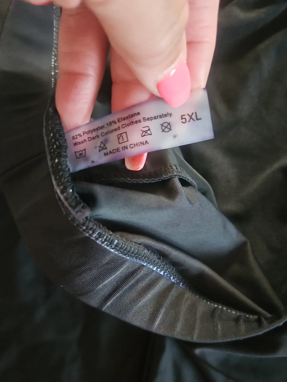 N/A comfortable black