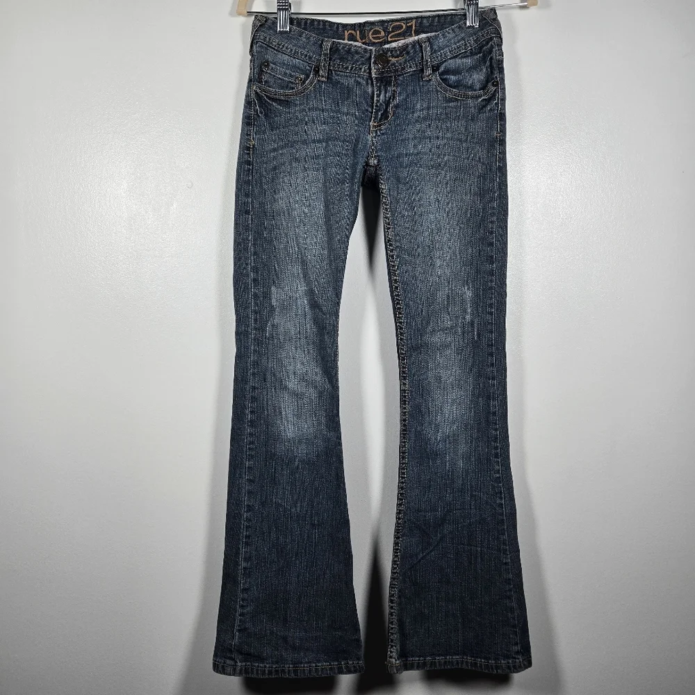 Rue 21 Y2K Low Rise Flare Leg Blue Denim Jeans Juniors Size 1/2