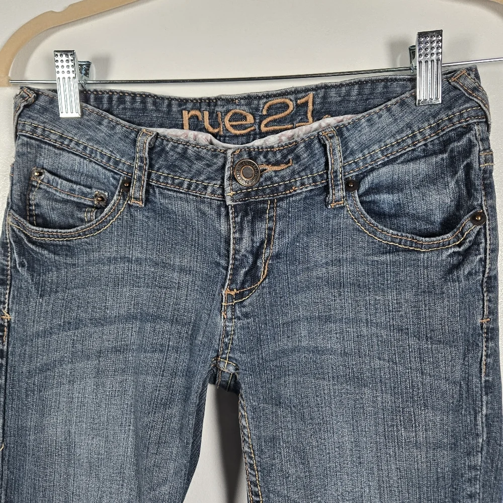 Rue 21 Y2K Low Rise Flare Leg Blue Denim Jeans Juniors Size 1/2