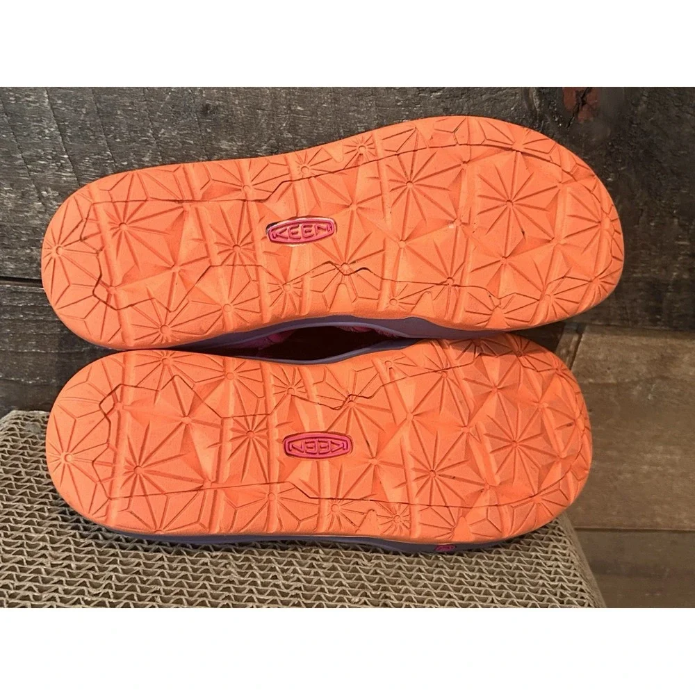 Keen‎ Moxie Sandals Purple /Orange Washable Shoes 5  Girls