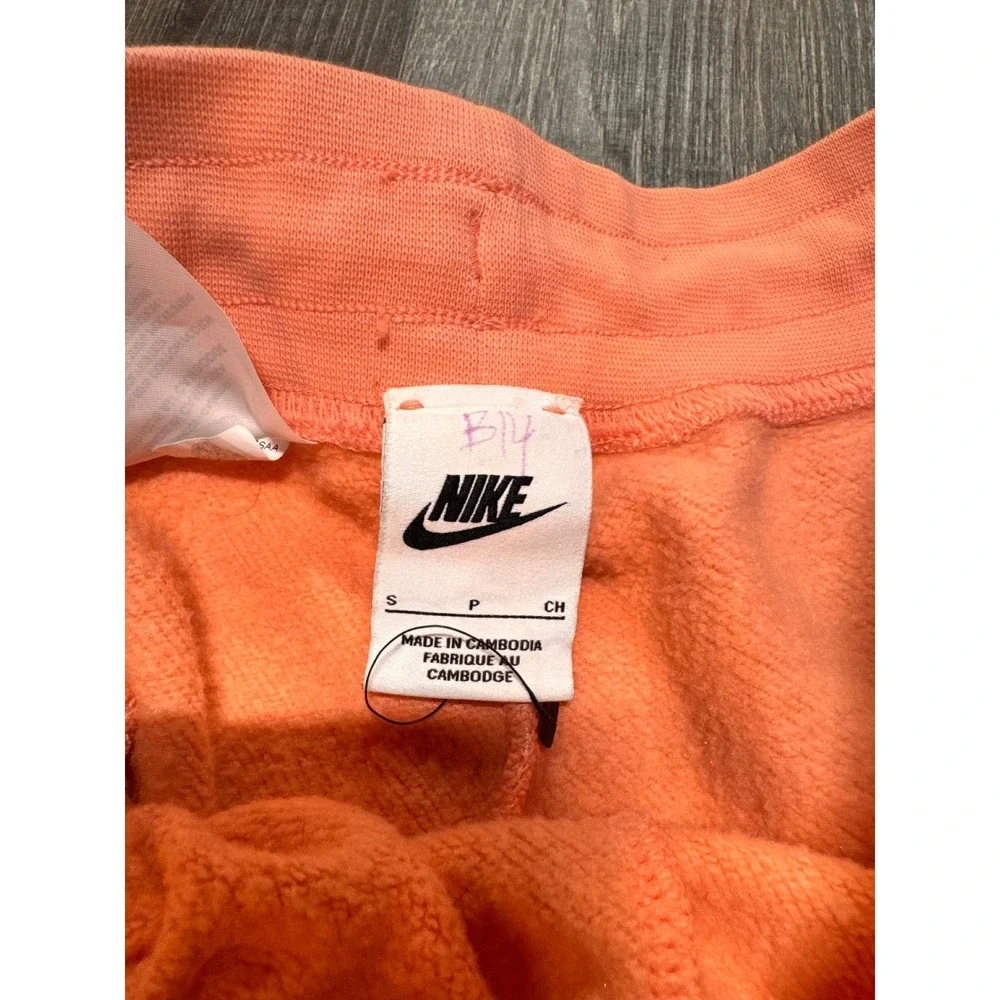 Nike sportswear joggers