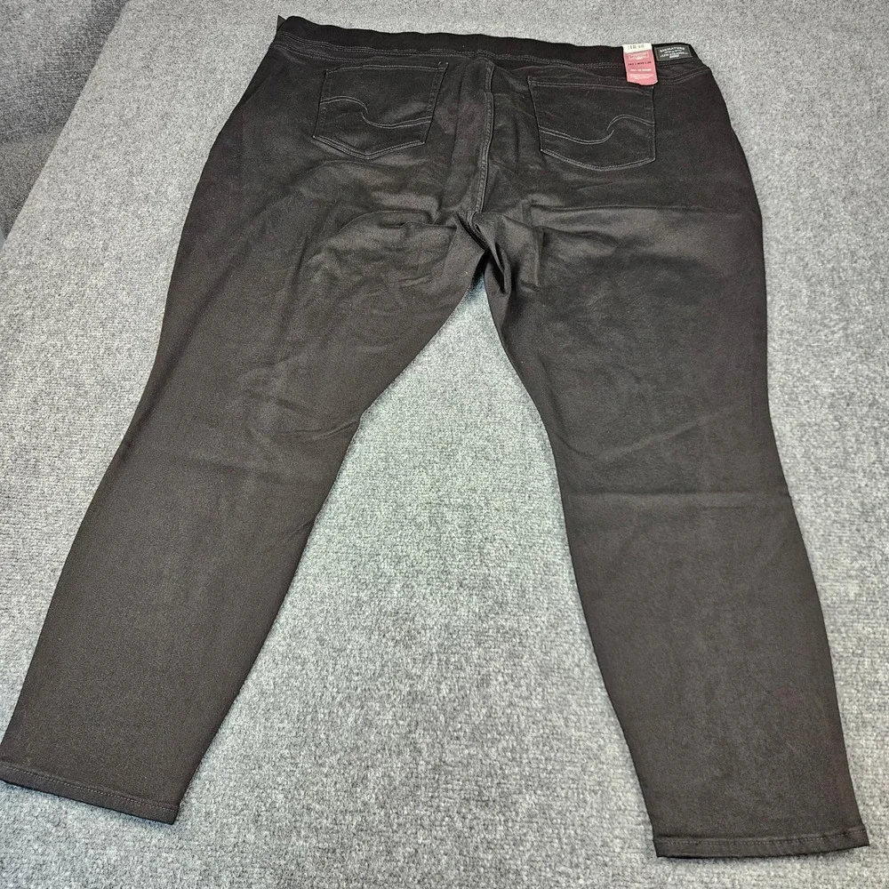 Signature by Levi Strauss & Co. Gold Label signature by
