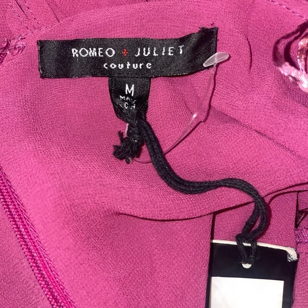 Romeo & Juliet Couture occasion flattering