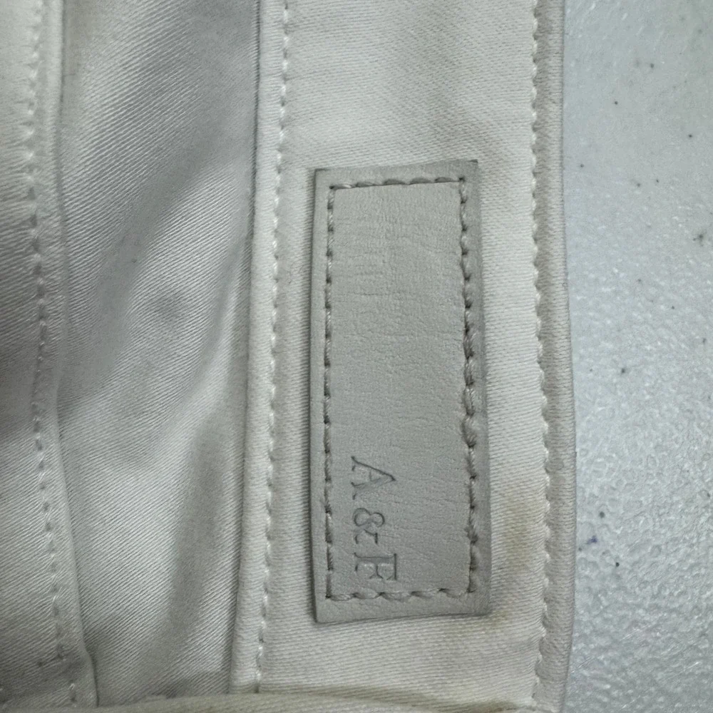 Abercrombie & Fitch mid rise