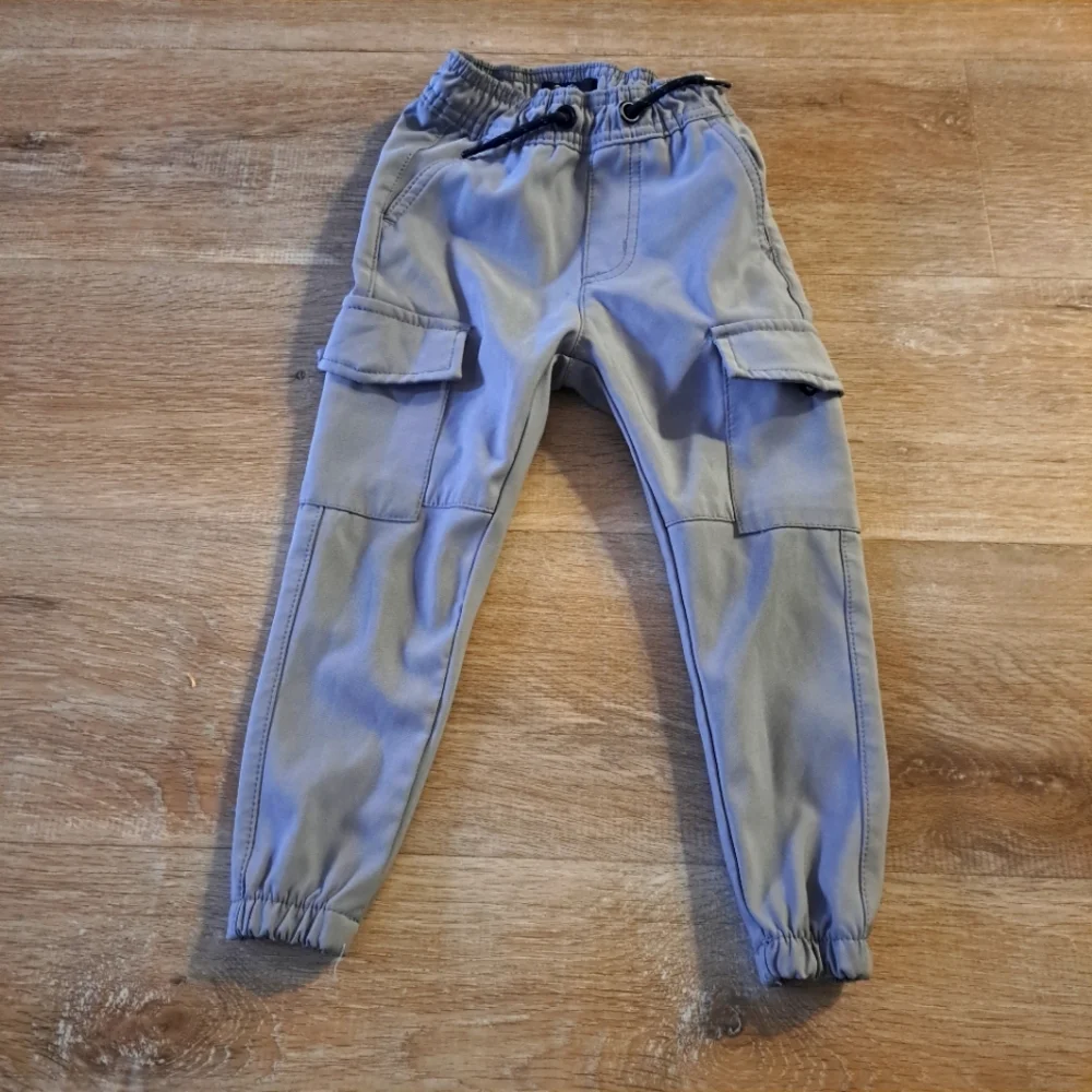 Public Supply Co. Kid's Gray Cargo Pants Drawstring Elastic Waist Ankles Size 3T