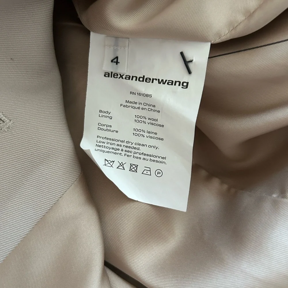 Alexander Wang look person tag