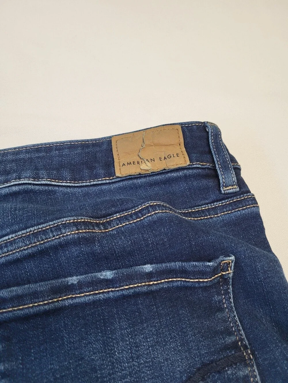 American Eagle Outfitters Women's 10 Dark Wash Super Stretch Hi-Rise Skinny Jean