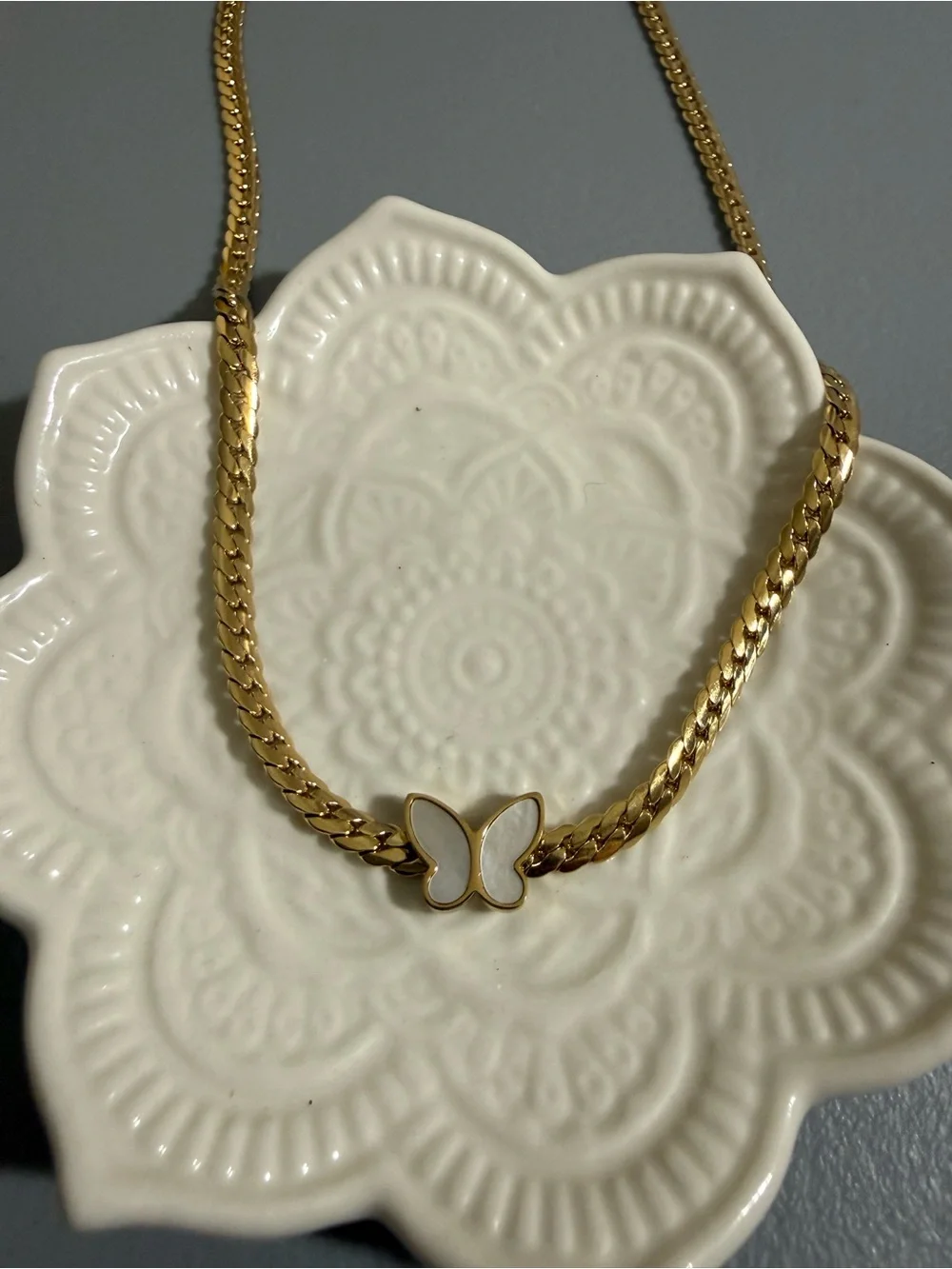 N/A dainty mother