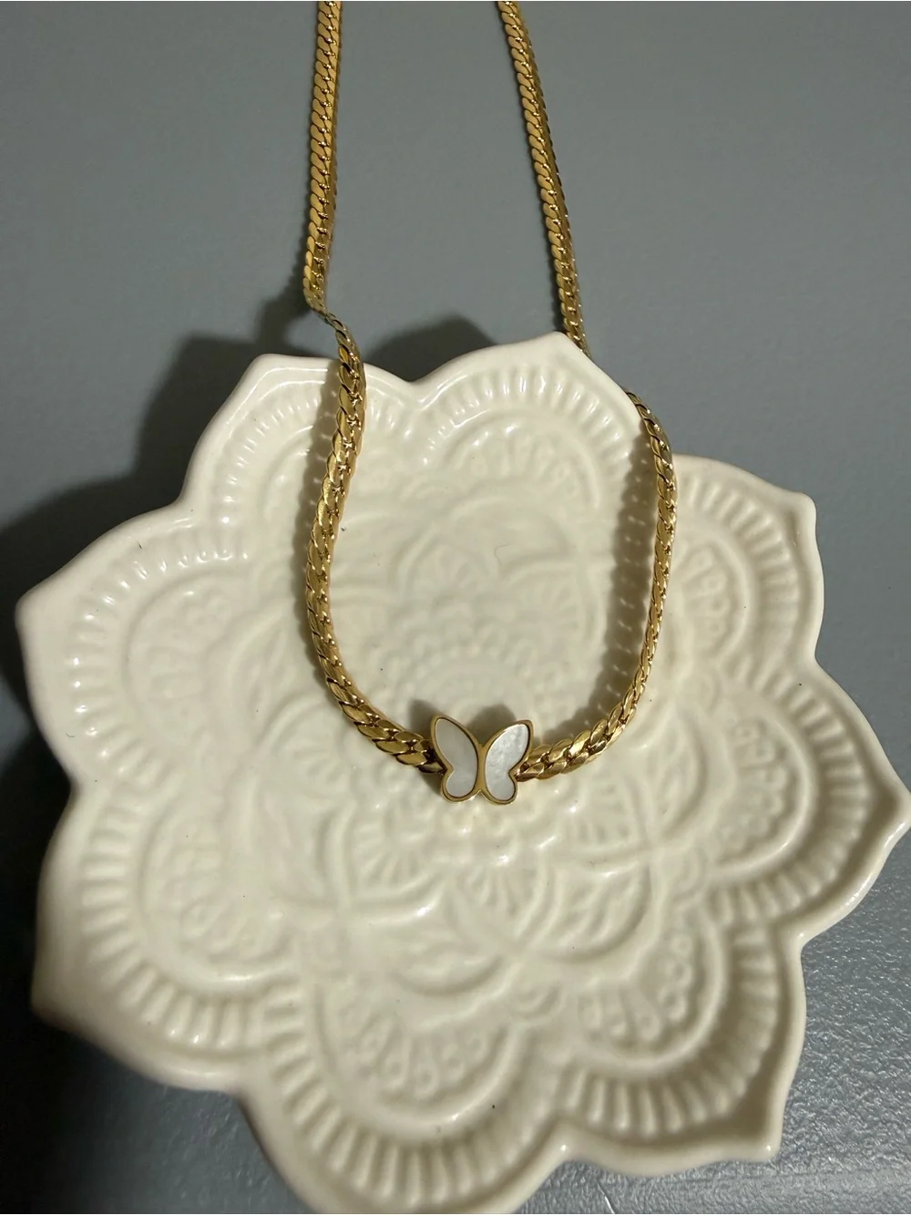 N/A dainty mother