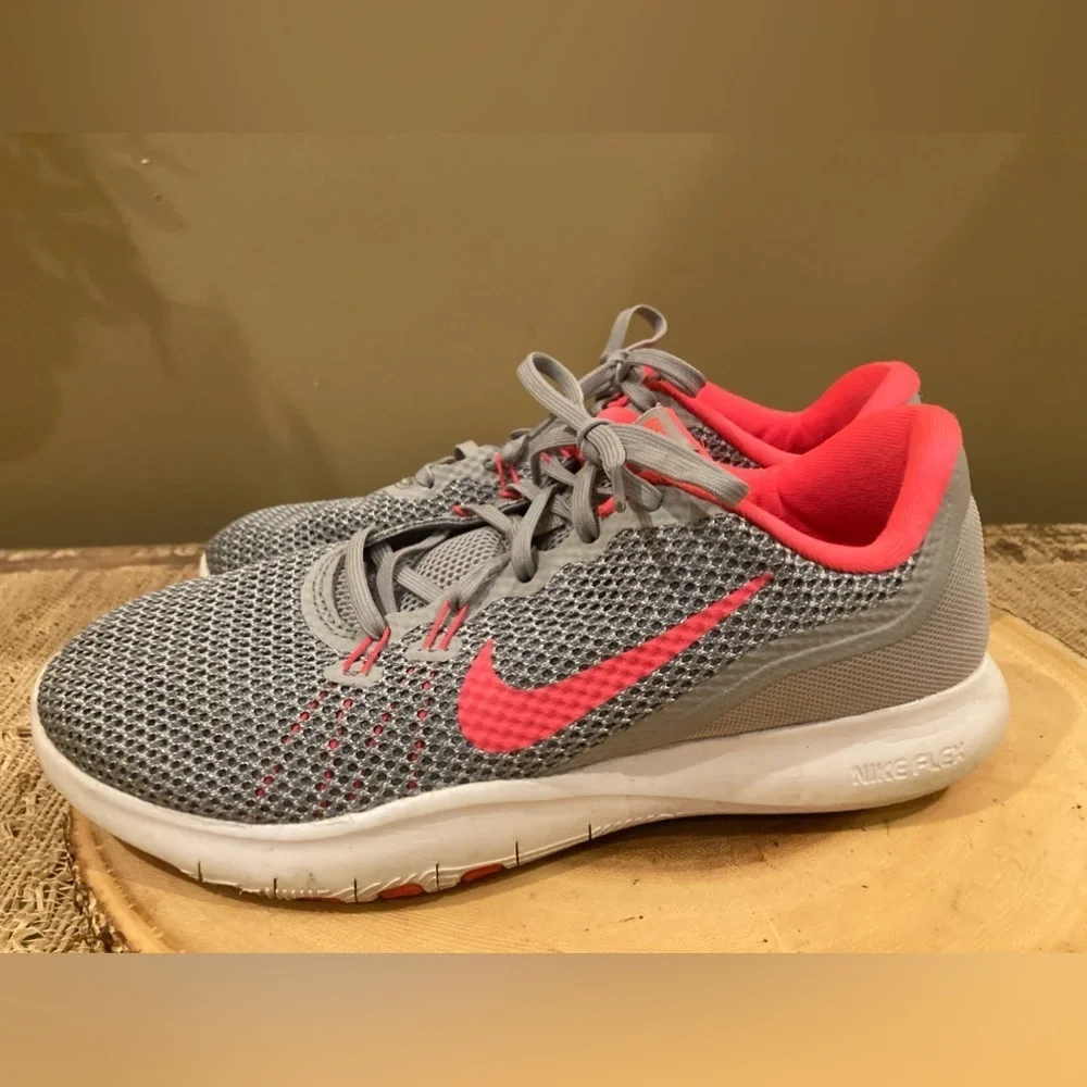 Nike elevate your