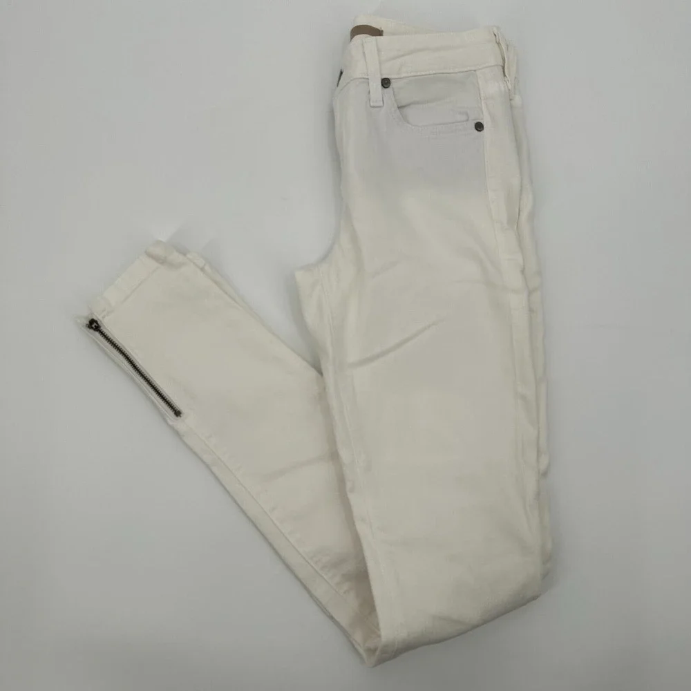 Vince Jeans Women's 27 White Denim Slim Low Rise Ankle Zip Skinny Leg DV117-2241