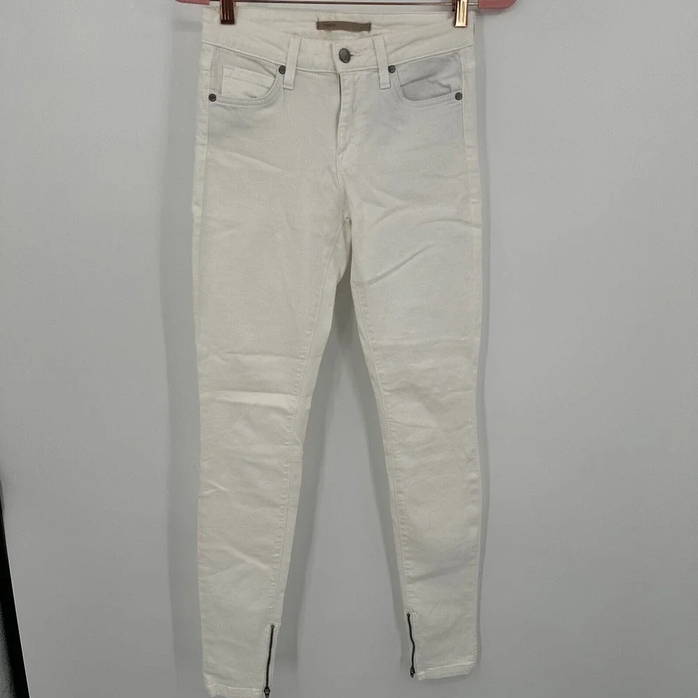 Vince Jeans Women's 27 White Denim Slim Low Rise Ankle Zip Skinny Leg DV117-2241