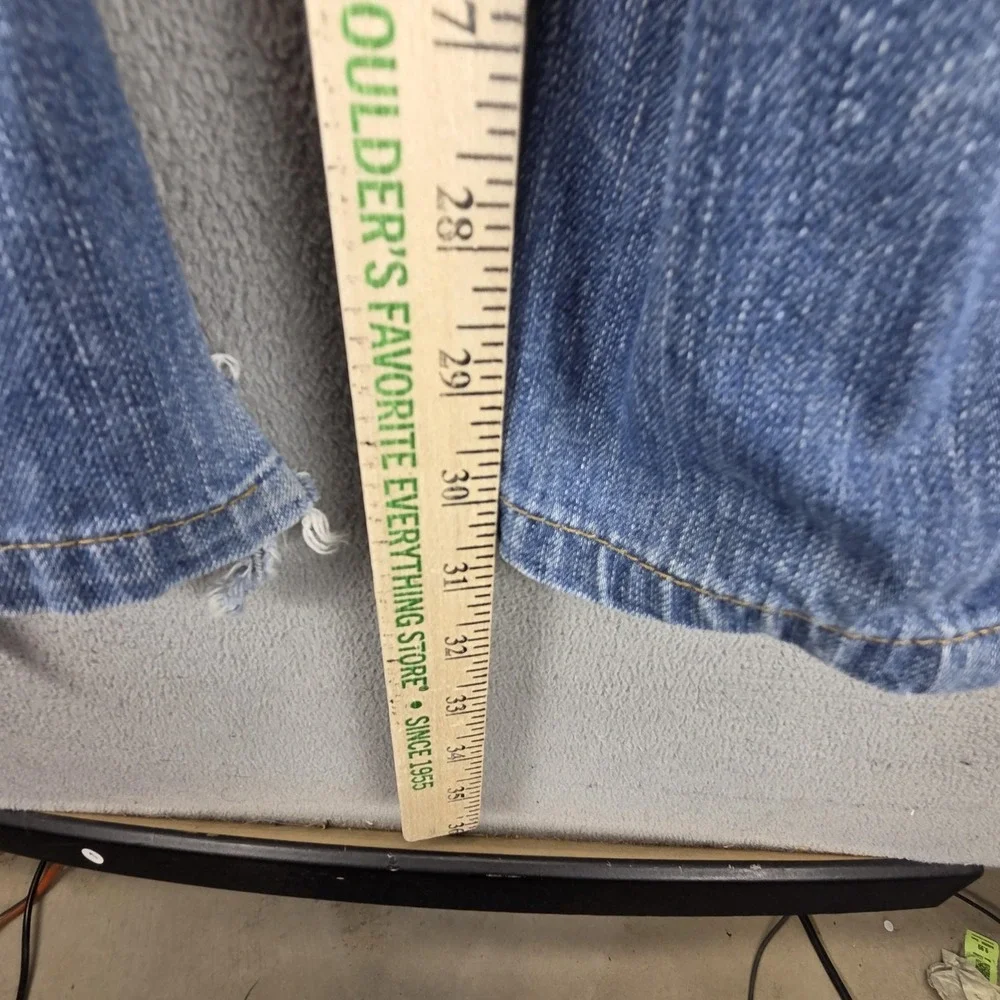Levis 9608 important